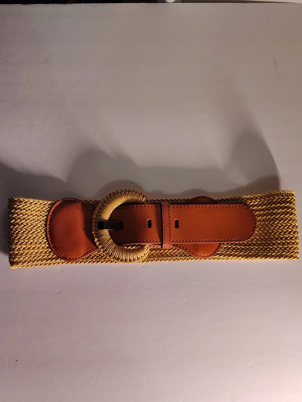 NEW Woven Women's Size S/P Belt with Round Buckle in Tan WM